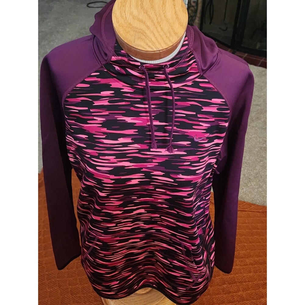 Nike Hoodie Pullover Womens Large Pink Purple Camo Therma Fit Large
